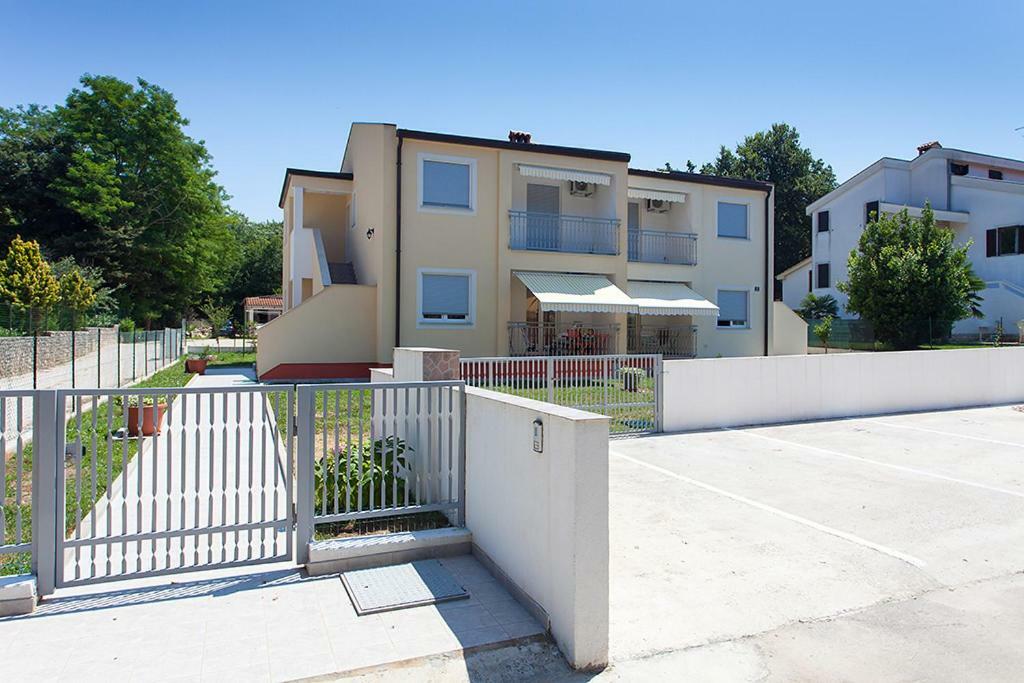 Apartment Felix Porec Exterior photo